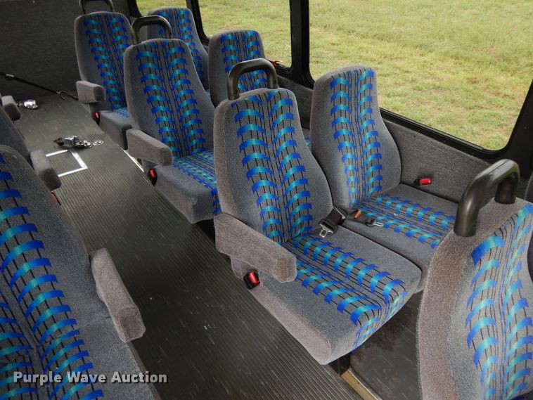 image for item DH0009 Ford E450  shuttle bus