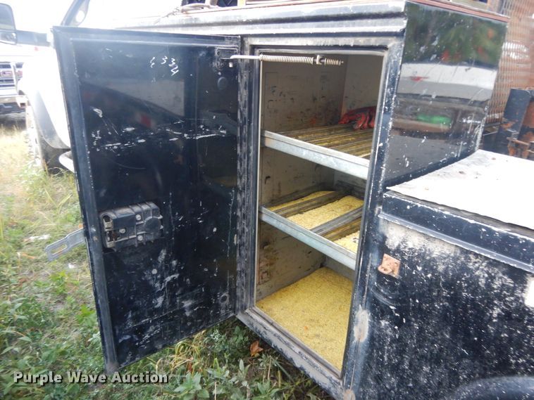 image for item DH0058 2013 Dodge Ram 5500HD  Crew Cab flatbed truck