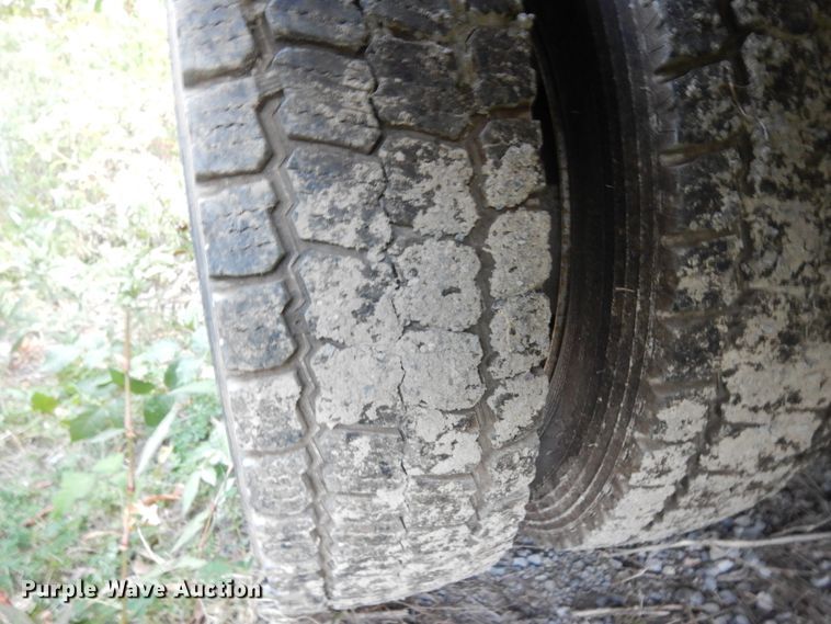 image for item DH0058 2013 Dodge Ram 5500HD  Crew Cab flatbed truck