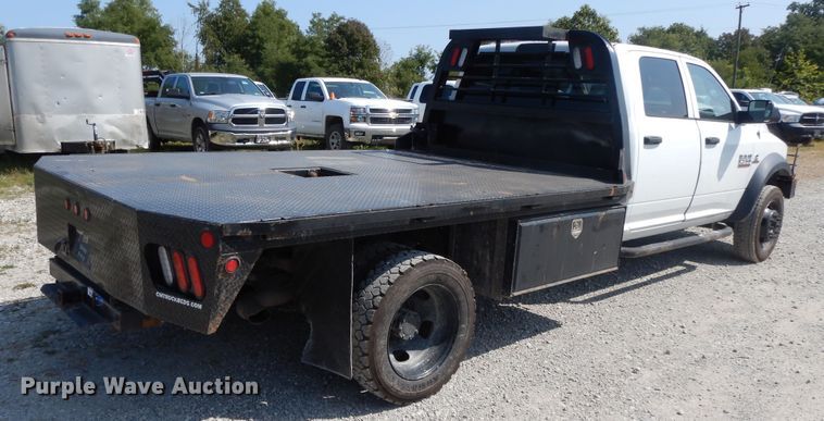 image for item DH0062 2013 Dodge Ram 5500HD  Crew Cab flatbed truck