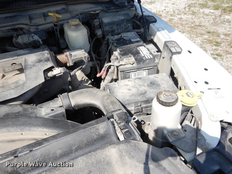 image for item DH0062 2013 Dodge Ram 5500HD  Crew Cab flatbed truck