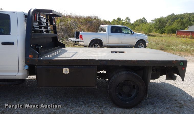 image for item DH0062 2013 Dodge Ram 5500HD  Crew Cab flatbed truck