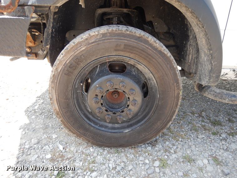 image for item DH0062 2013 Dodge Ram 5500HD  Crew Cab flatbed truck