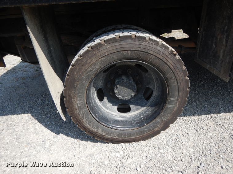 image for item DH0062 2013 Dodge Ram 5500HD  Crew Cab flatbed truck