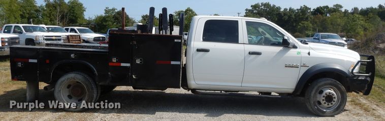 image for item DH0067 2014 Dodge Ram 5500HD  Crew Cab flatbed truck