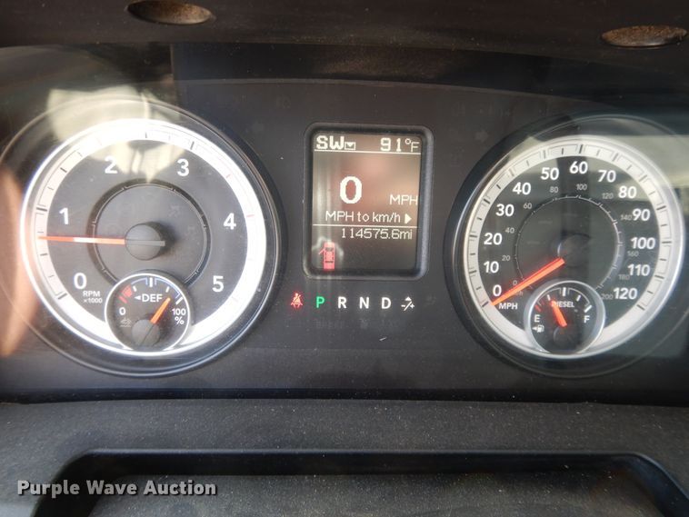 image for item DH0067 2014 Dodge Ram 5500HD  Crew Cab flatbed truck