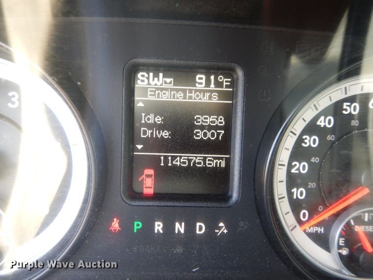 image for item DH0067 2014 Dodge Ram 5500HD  Crew Cab flatbed truck