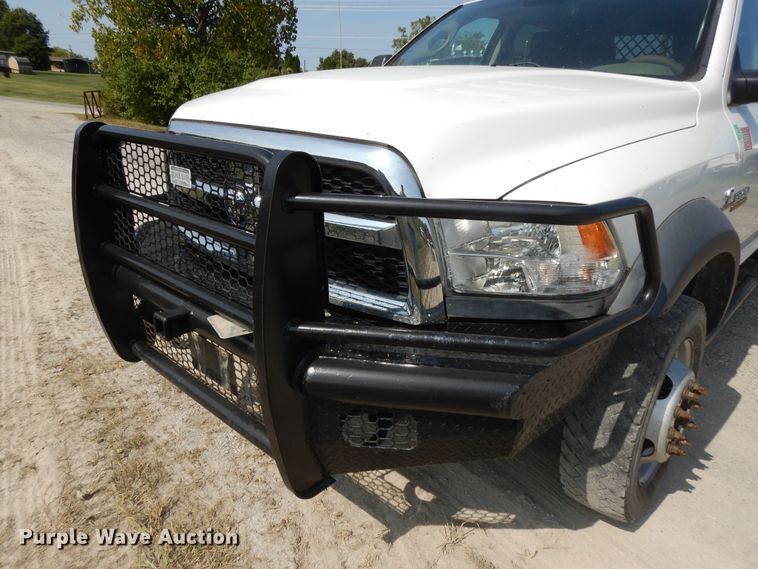 image for item DH0067 2014 Dodge Ram 5500HD  Crew Cab flatbed truck