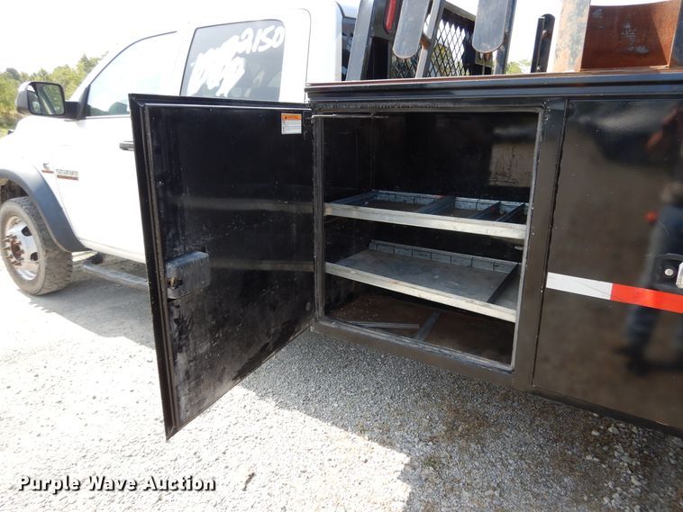 image for item DH0067 2014 Dodge Ram 5500HD  Crew Cab flatbed truck