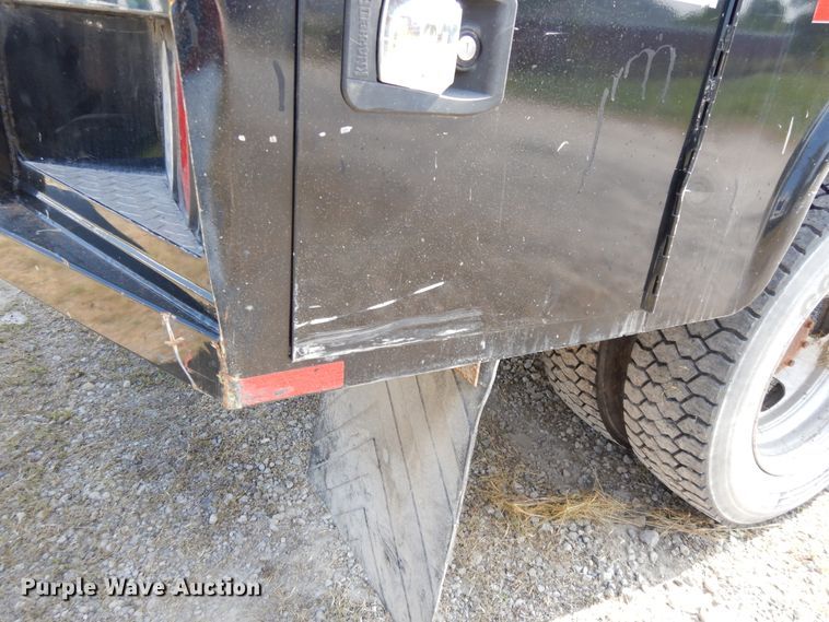 image for item DH0067 2014 Dodge Ram 5500HD  Crew Cab flatbed truck