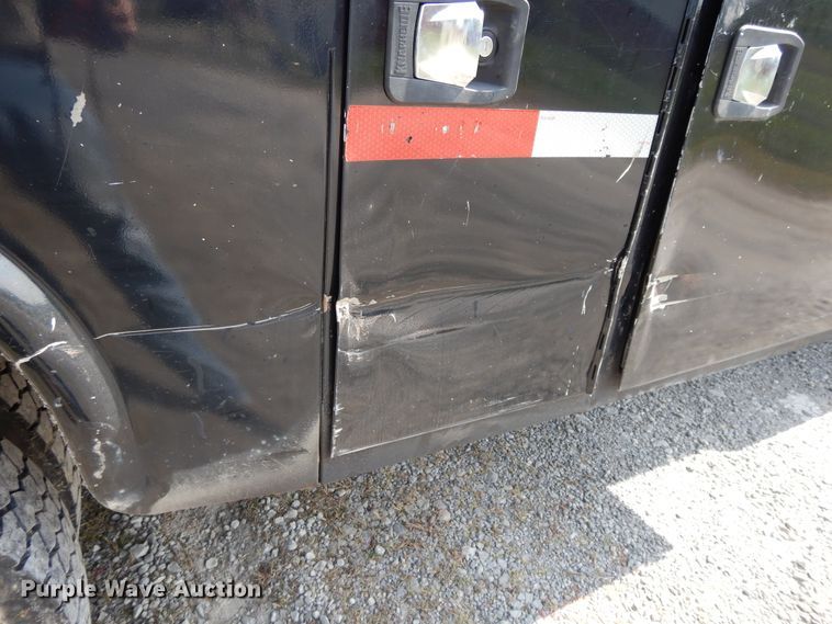 image for item DH0067 2014 Dodge Ram 5500HD  Crew Cab flatbed truck