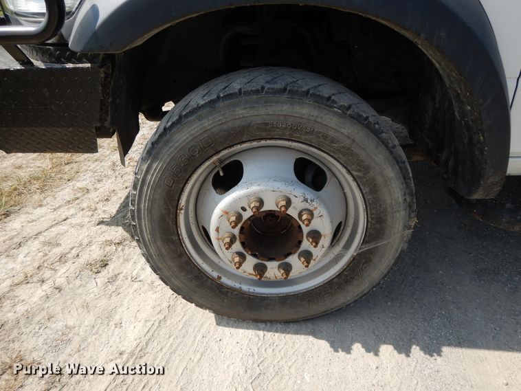 image for item DH0067 2014 Dodge Ram 5500HD  Crew Cab flatbed truck