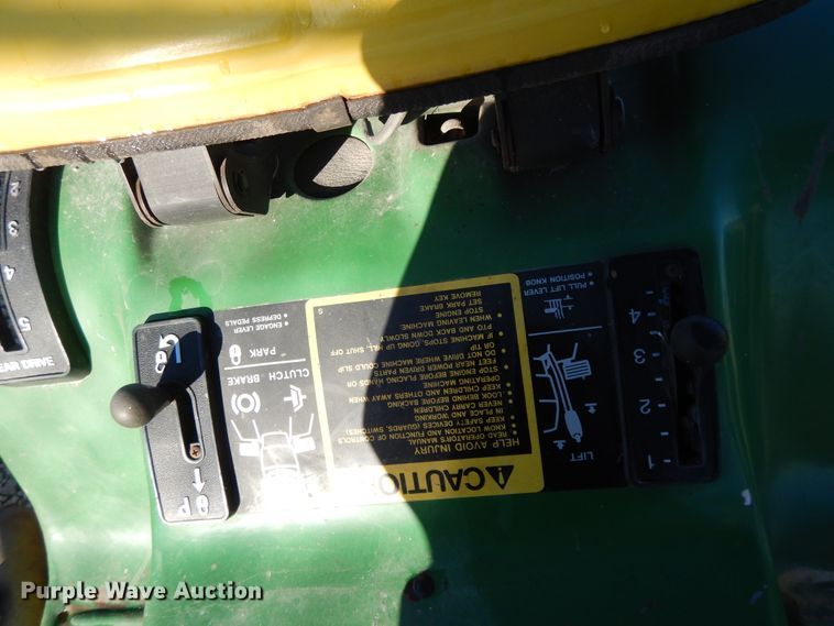 image for item DH0109 John Deere 160 lawn mower