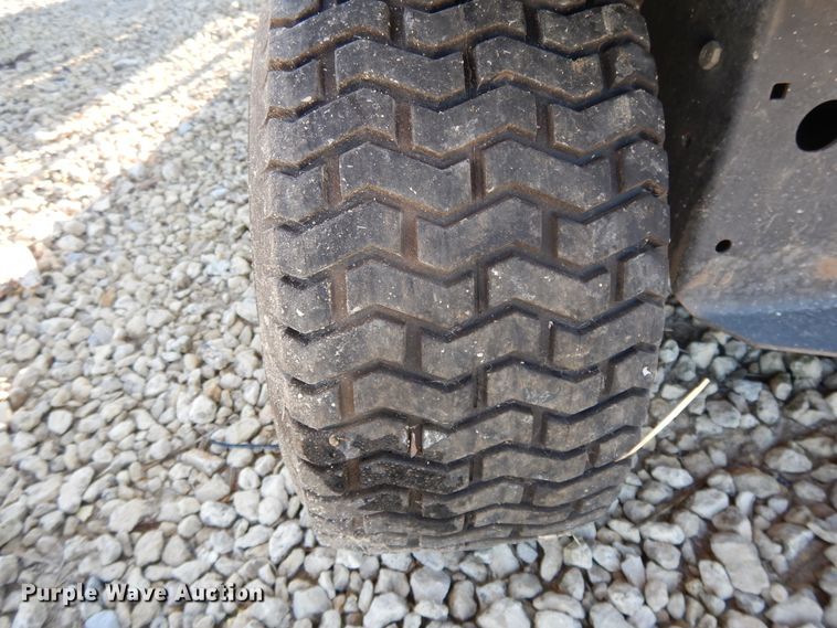 image for item DH0109 John Deere 160 lawn mower