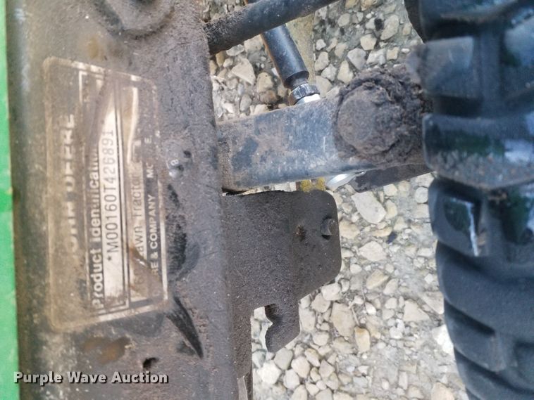 image for item DH0109 John Deere 160 lawn mower