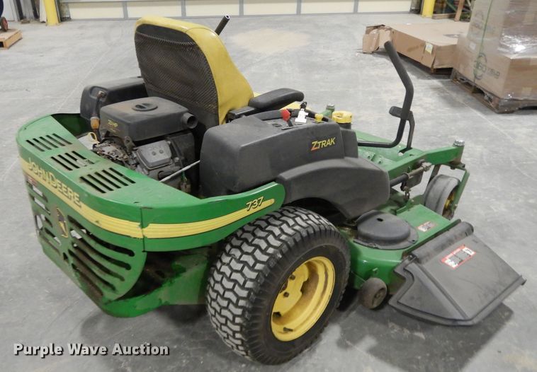 image for item DH0112 John Deere Ztrak 737 ZTR lawn mower