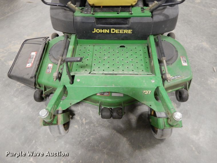 image for item DH0112 John Deere Ztrak 737 ZTR lawn mower