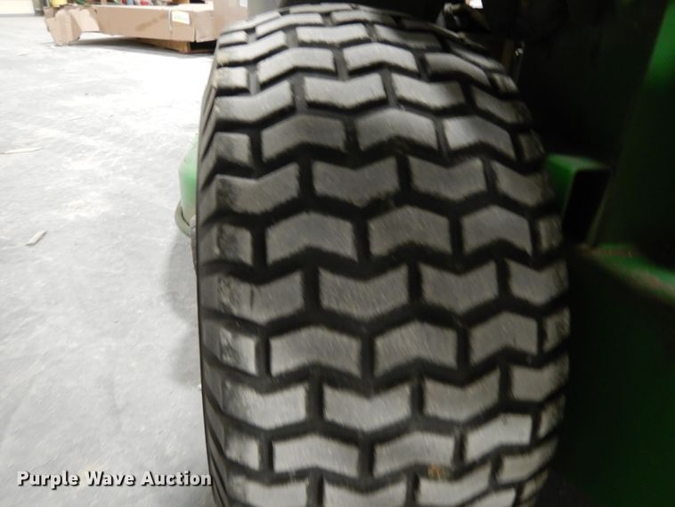 image for item DH0112 John Deere Ztrak 737 ZTR lawn mower