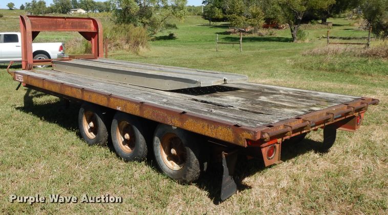 image for item DH0122 1977 Hillsboro equipment trailer