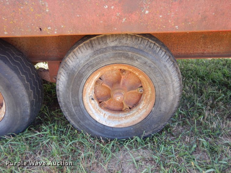image for item DH0122 1977 Hillsboro equipment trailer