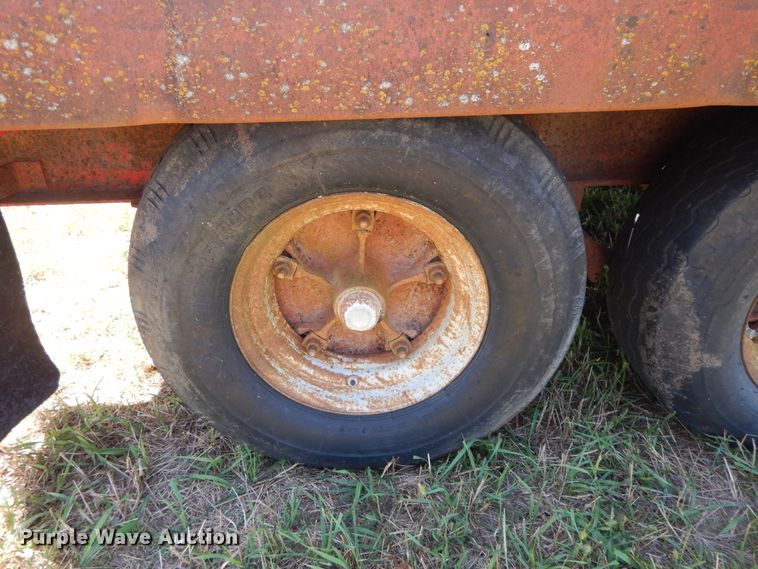 image for item DH0122 1977 Hillsboro equipment trailer