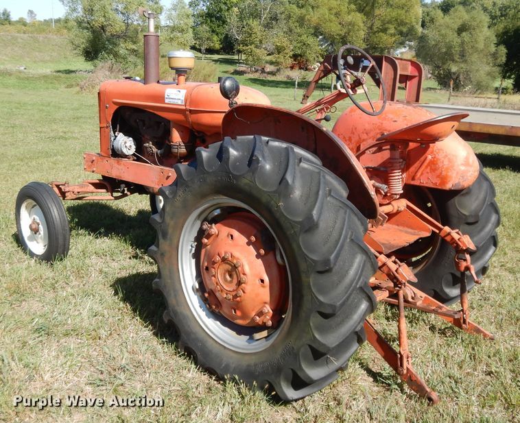 image for item DH0125 Allis Chalmers  tractor