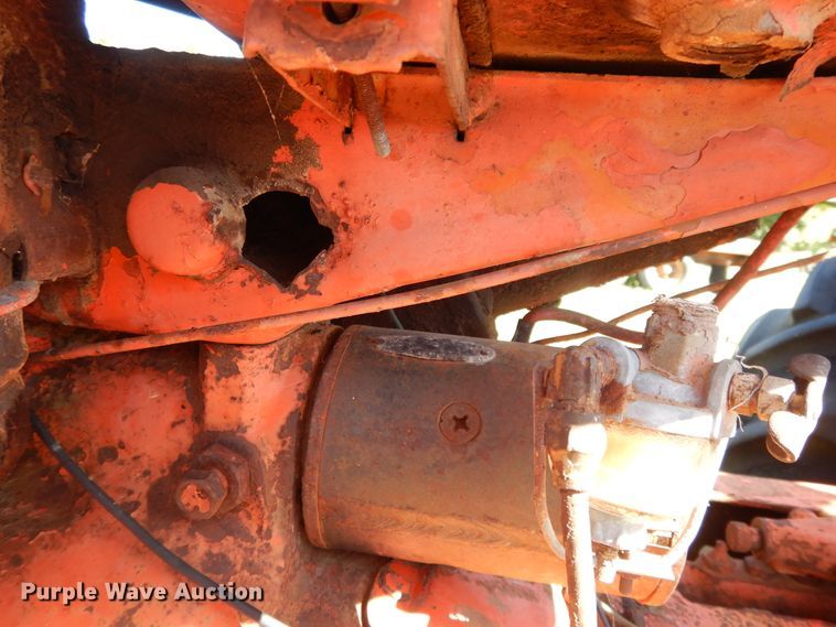 image for item DH0125 Allis Chalmers  tractor