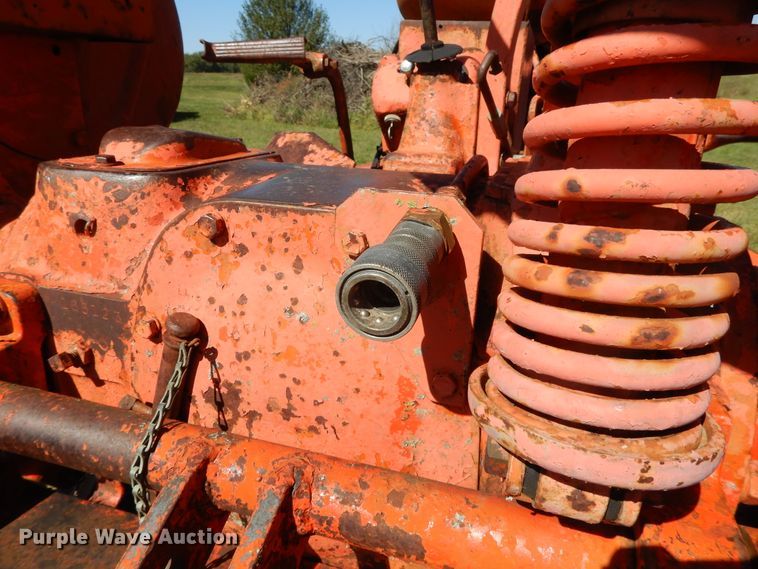 image for item DH0125 Allis Chalmers  tractor