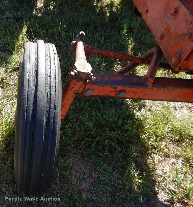 image for item DH0125 Allis Chalmers  tractor