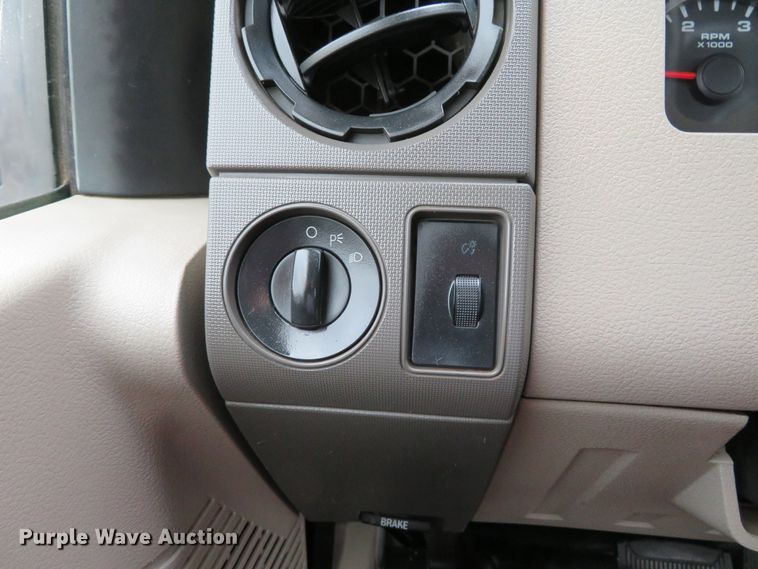 image for item DH1218 2008 Ford F550 Super Duty XL  flatbed truck