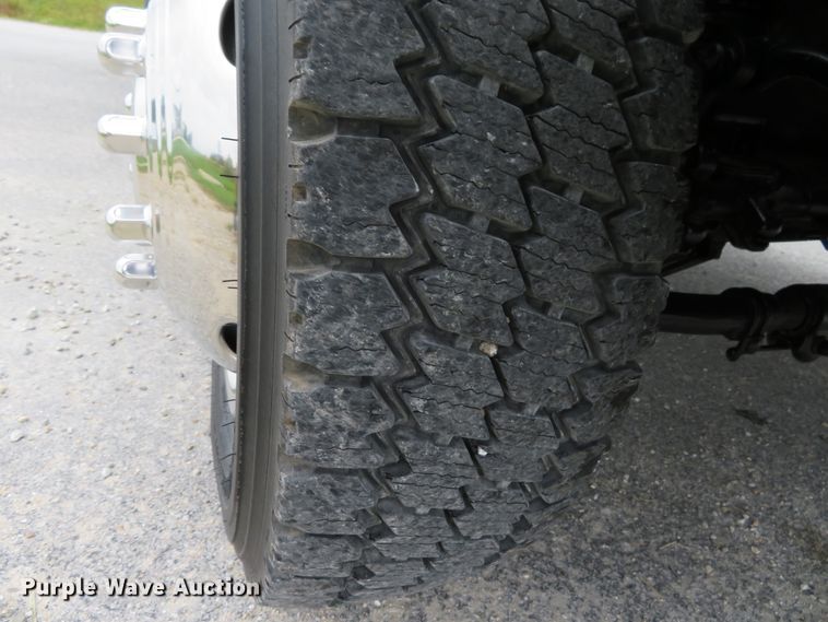 image for item DH1218 2008 Ford F550 Super Duty XL  flatbed truck