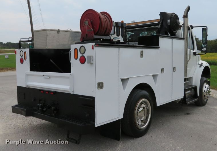 image for item DH1225 2010 Freightliner Business Class M2  utility truck