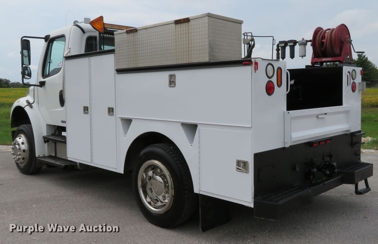 image for item DH1225 2010 Freightliner Business Class M2  utility truck