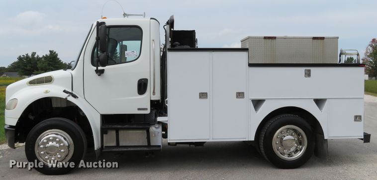 image for item DH1225 2010 Freightliner Business Class M2  utility truck