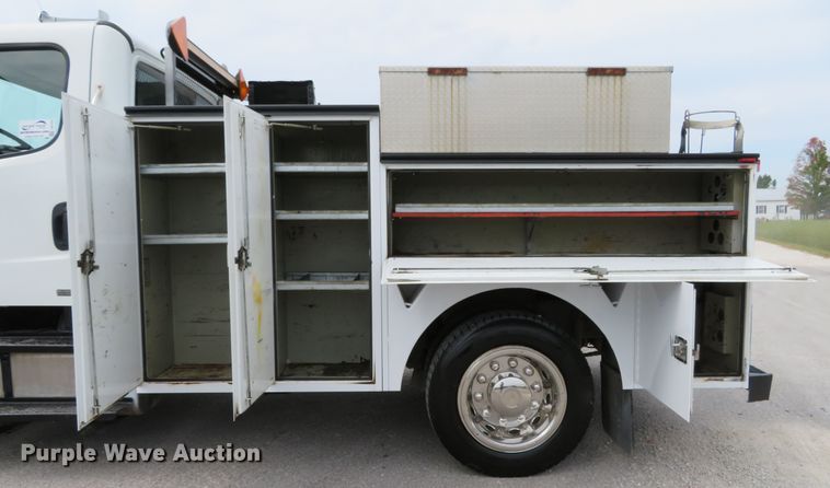 image for item DH1225 2010 Freightliner Business Class M2  utility truck