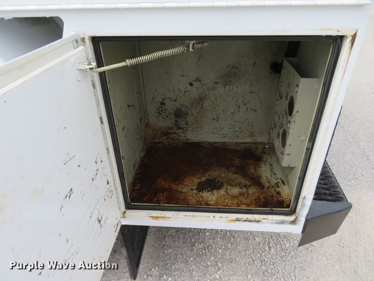 image for item DH1225 2010 Freightliner Business Class M2  utility truck