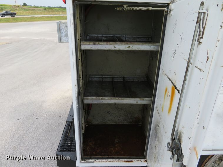 image for item DH1225 2010 Freightliner Business Class M2  utility truck