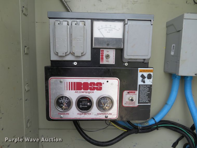 image for item DH1225 2010 Freightliner Business Class M2  utility truck