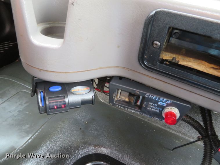 image for item DH1225 2010 Freightliner Business Class M2  utility truck