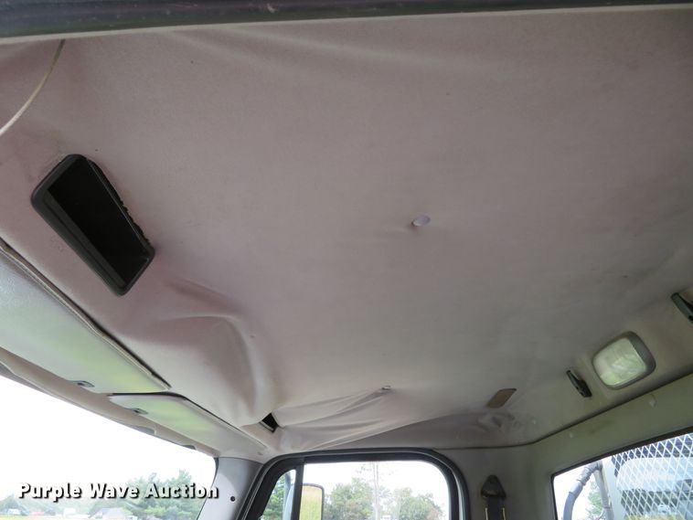 image for item DH1225 2010 Freightliner Business Class M2  utility truck