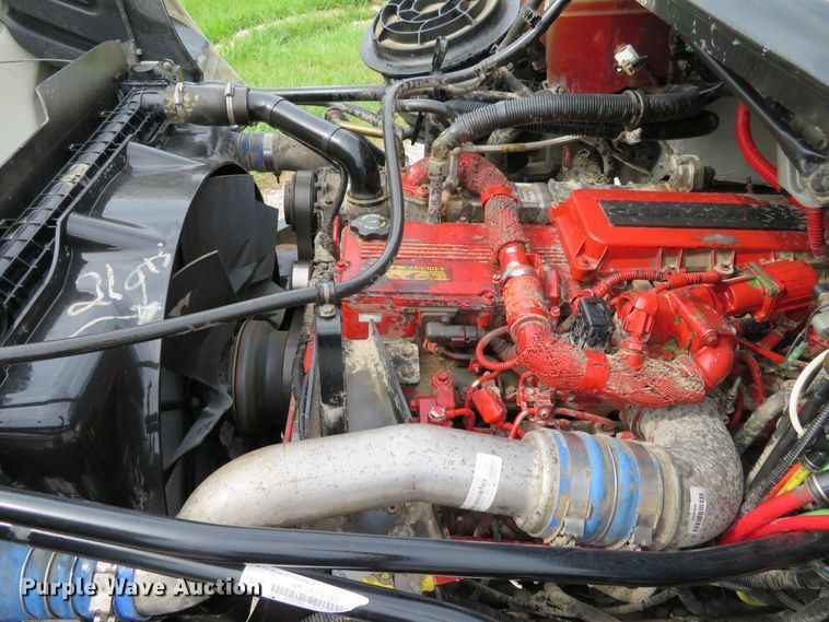 image for item DH1225 2010 Freightliner Business Class M2  utility truck