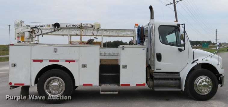 image for item DH1227 2009 Freightliner M2  utility truck