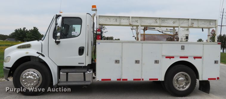 image for item DH1227 2009 Freightliner M2  utility truck