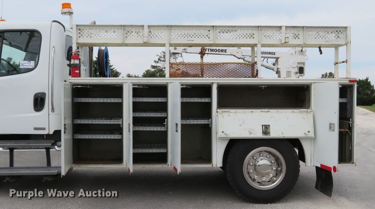 image for item DH1227 2009 Freightliner M2  utility truck