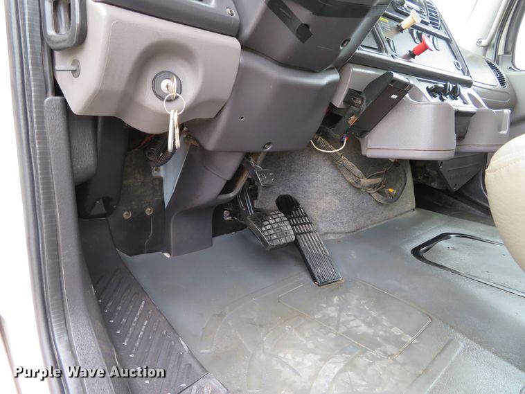 image for item DH1227 2009 Freightliner M2  utility truck