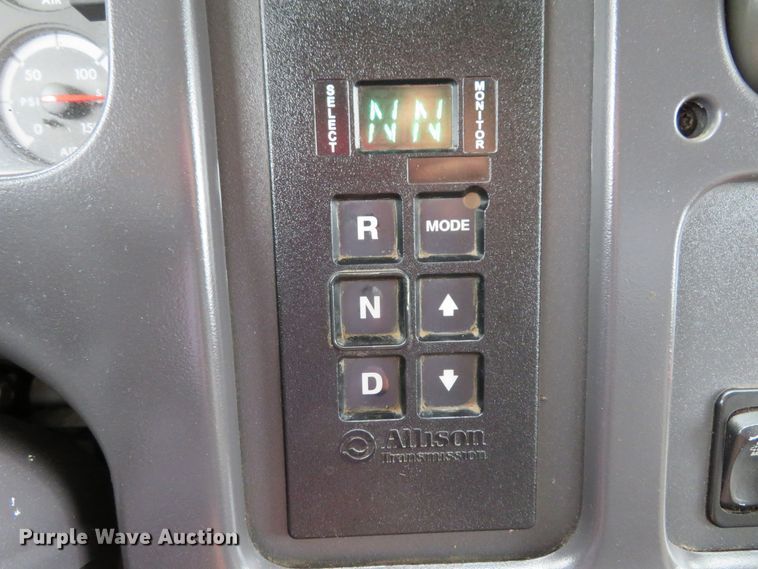 image for item DH1227 2009 Freightliner M2  utility truck