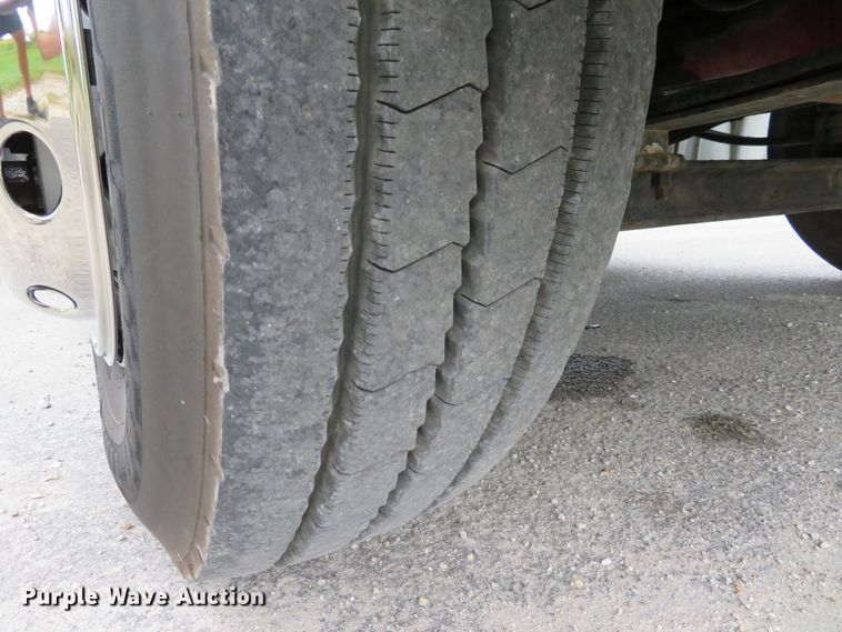 image for item DH1227 2009 Freightliner M2  utility truck