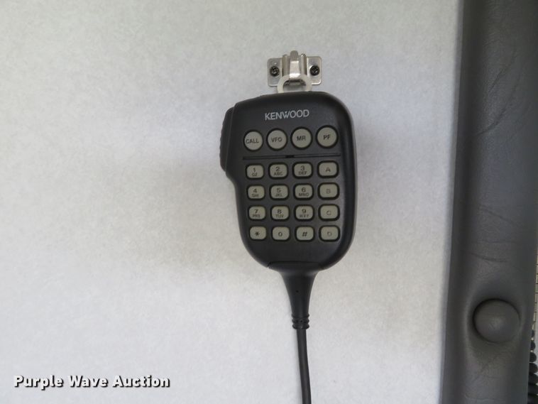 image for item DH1228 2002 Ford Econoline E450 Super Duty  ambulance