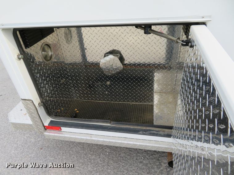 image for item DH1228 2002 Ford Econoline E450 Super Duty  ambulance