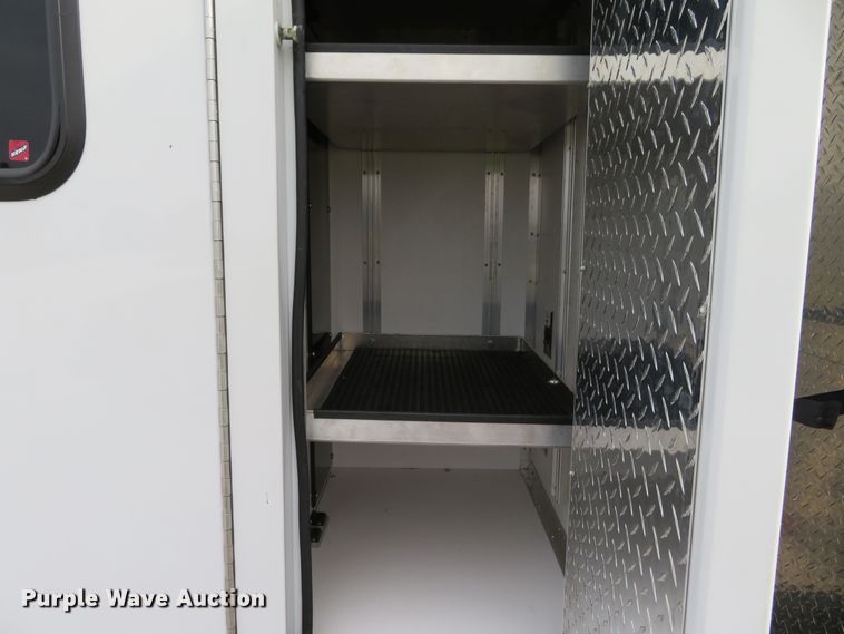 image for item DH1228 2002 Ford Econoline E450 Super Duty  ambulance